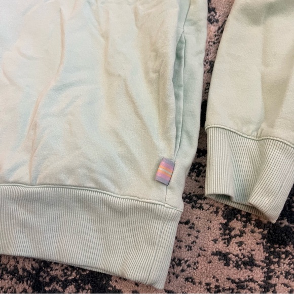 Fila Sweatshirt Crewneck Pullover Pocket Light Aqua Green Women’s M Sporty - Picture 2 of 7